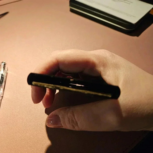 🎁FREEw/Purchase |  M Monogram with Flower Slim Pop Up Card Holder Wallet - NWOT - Picture 13 of 16